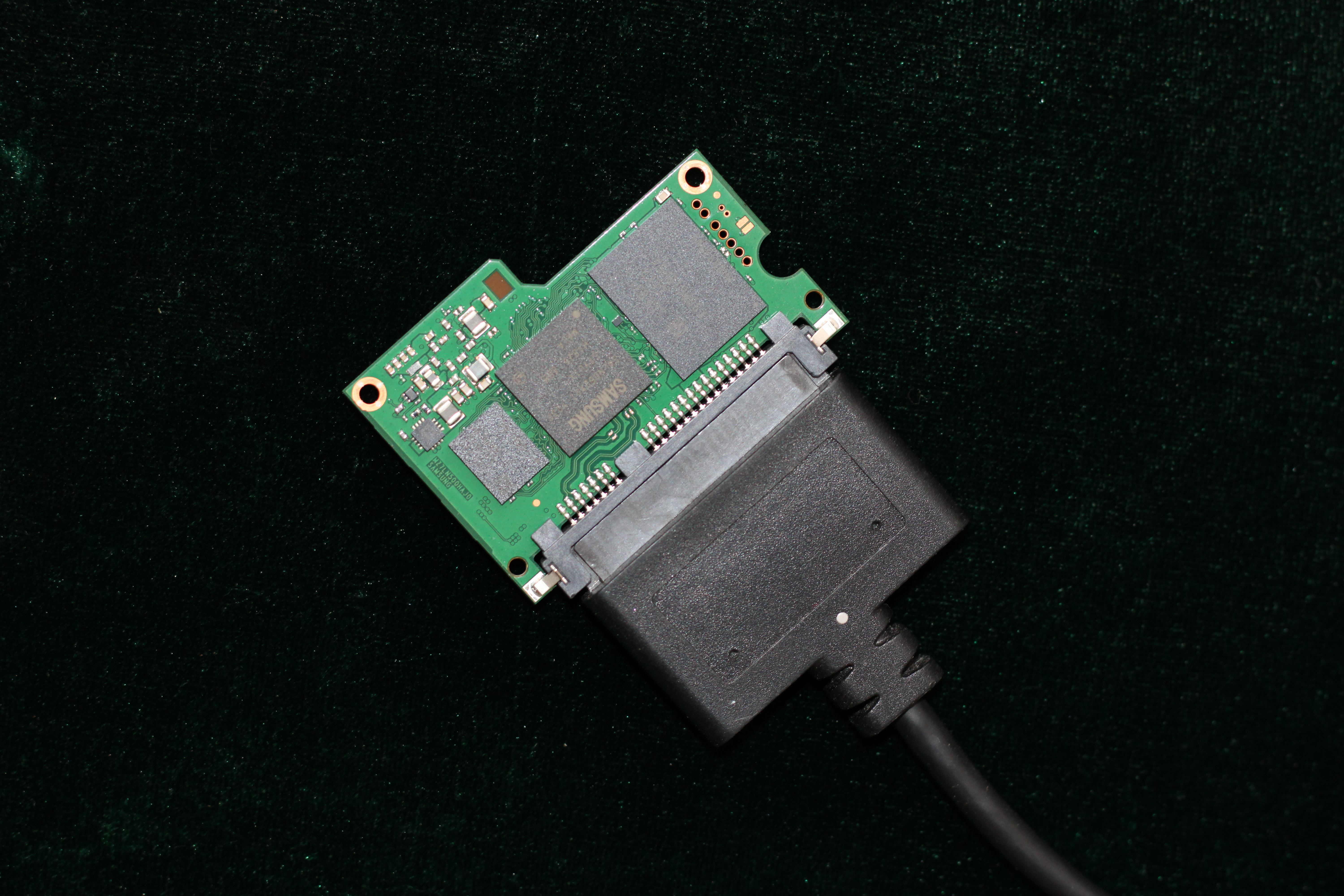 An image of a malfunctioning SSD